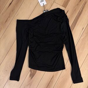 Princess Polly NWT Chic Black Off-Shoulder Top